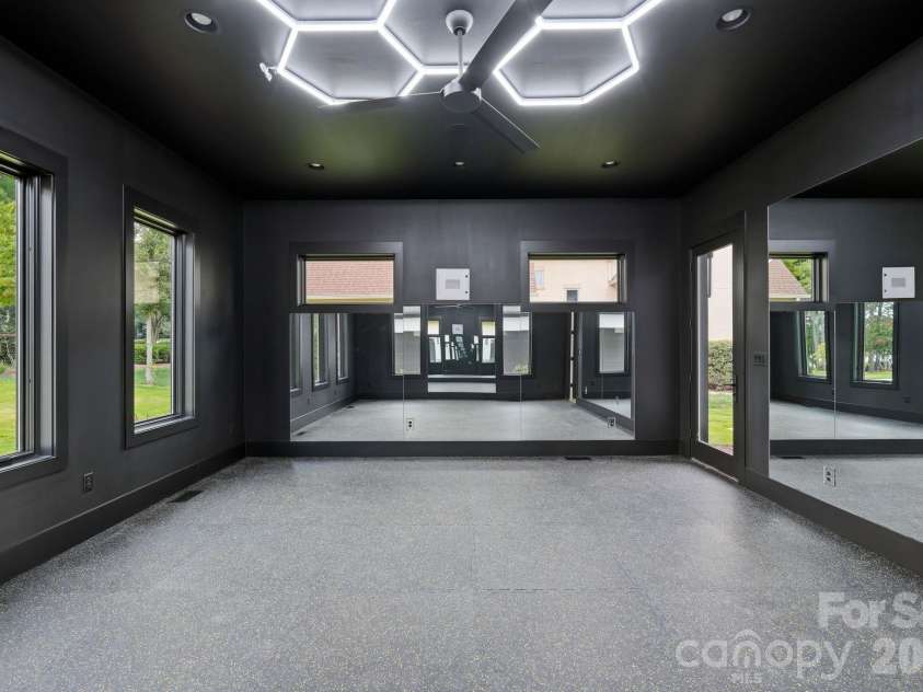 3904 Channel Pointe Lane, Denver, NC 28037.  MLS# CAR4418234, YatesRealty ID 48957. 