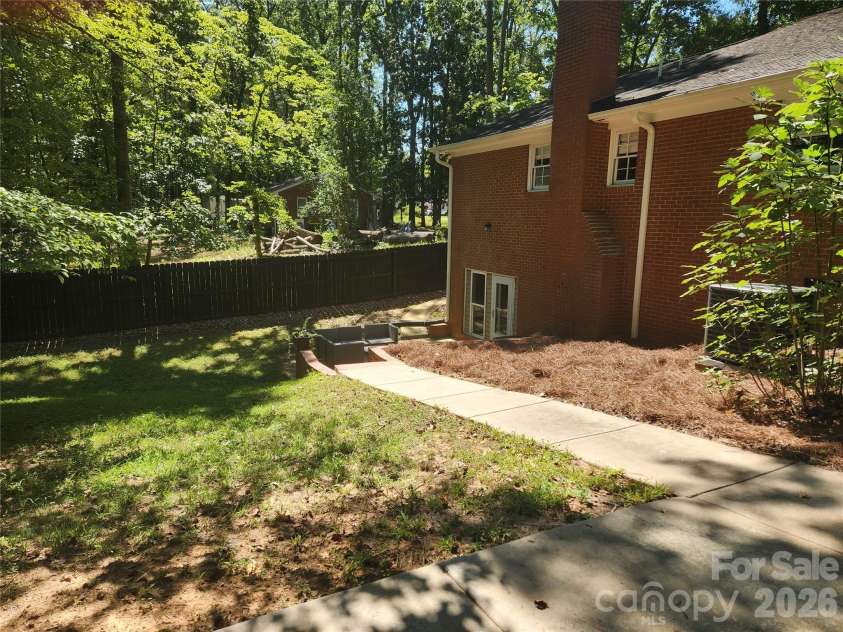 1414 Clark Place, Lancaster, SC 29720.  MLS# CAR4421006, YatesRealty ID 48959. 