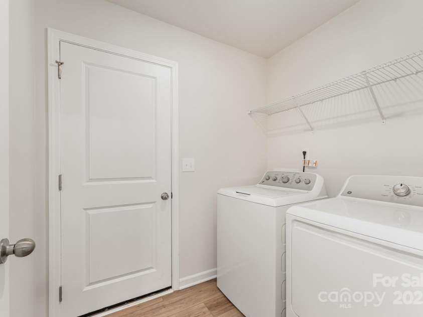 150 Mountain Bridge Way, Statesville, NC 28625.  MLS# CAR4330213, YatesRealty ID 4896. Laundry Room