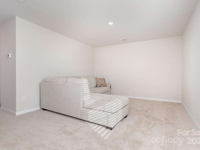 150 Mountain Bridge Way, Statesville, NC 28625.  MLS# CAR4330213, YatesRealty ID 4896. Loft area with carpet