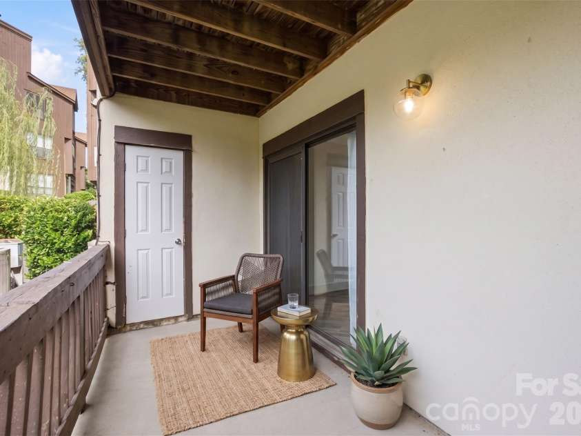 8157 Cedar Glen Drive, Charlotte, NC 28212.  MLS# CAR4421778, YatesRealty ID 48960. Patio outside owners suite