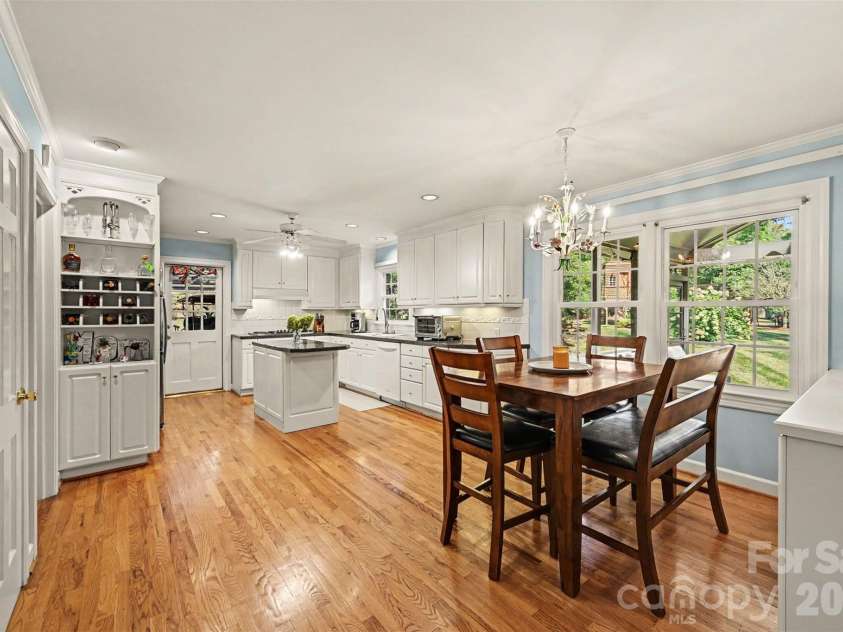 207 Richmond Road, Salisbury, NC 28144.  MLS# CAR4421111, YatesRealty ID 48965. 