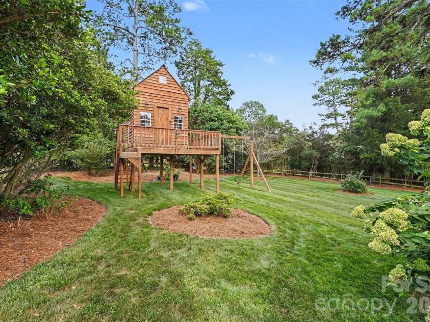 207 Richmond Road, Salisbury, NC 28144.  MLS# CAR4421111, YatesRealty ID 48965. 