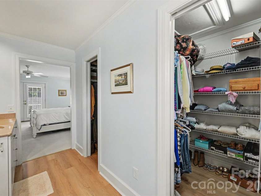 207 Richmond Road, Salisbury, NC 28144.  MLS# CAR4421111, YatesRealty ID 48965. Primary Dual Closets