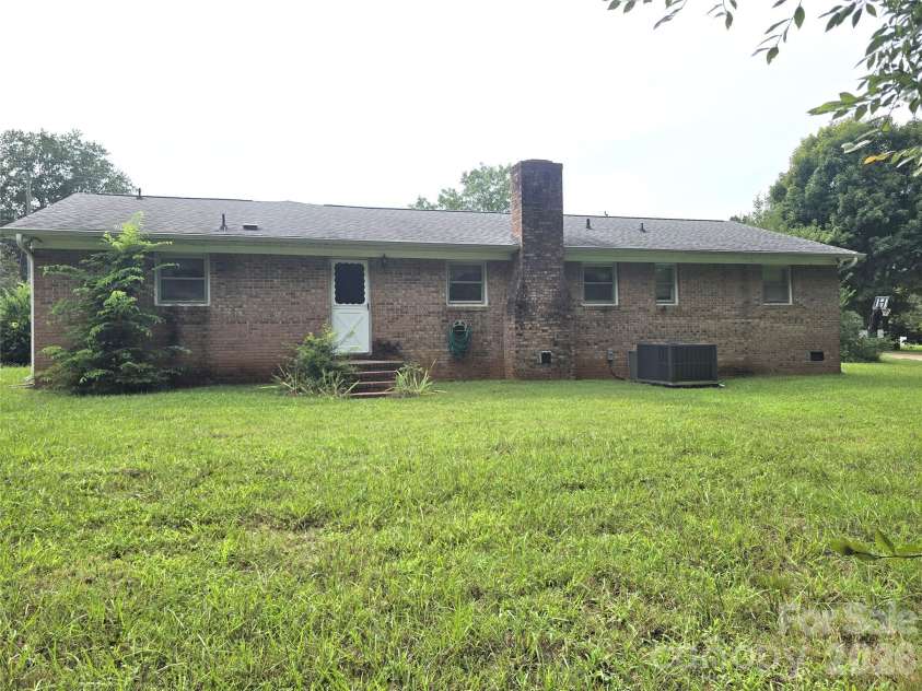 1603 Caromar Place, Concord, NC 28027.  MLS# CAR4420038, YatesRealty ID 48969. 