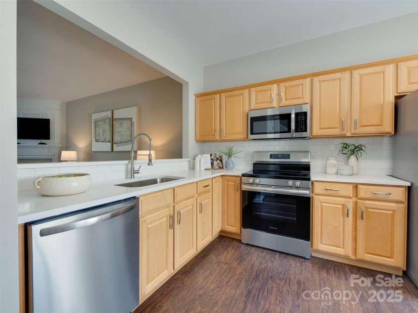 5417 Werburgh Street, Charlotte, NC 28209.  MLS# CAR4235693, YatesRealty ID 4897. 