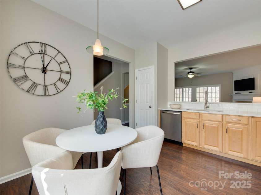 5417 Werburgh Street, Charlotte, NC 28209.  MLS# CAR4235693, YatesRealty ID 4897. 