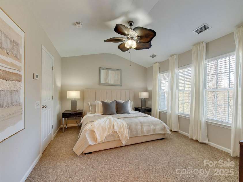 5417 Werburgh Street, Charlotte, NC 28209.  MLS# CAR4235693, YatesRealty ID 4897. 