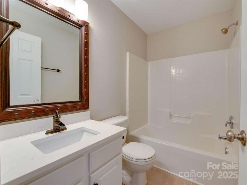 5417 Werburgh Street, Charlotte, NC 28209.  MLS# CAR4235693, YatesRealty ID 4897. 