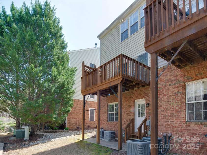 5417 Werburgh Street, Charlotte, NC 28209.  MLS# CAR4235693, YatesRealty ID 4897. 