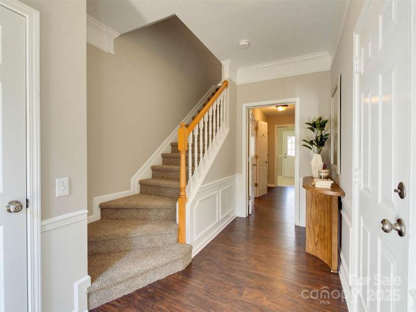 5417 Werburgh Street, Charlotte, NC 28209.  MLS# CAR4235693, YatesRealty ID 4897. 