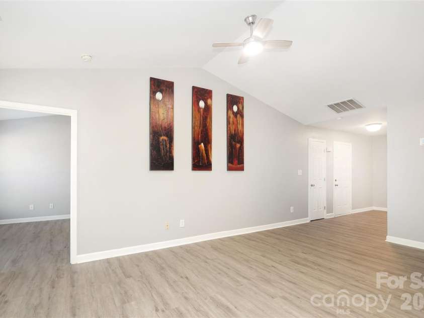 7200 Petal Court, Charlotte, NC 28227.  MLS# CAR4355720, YatesRealty ID 4897. 