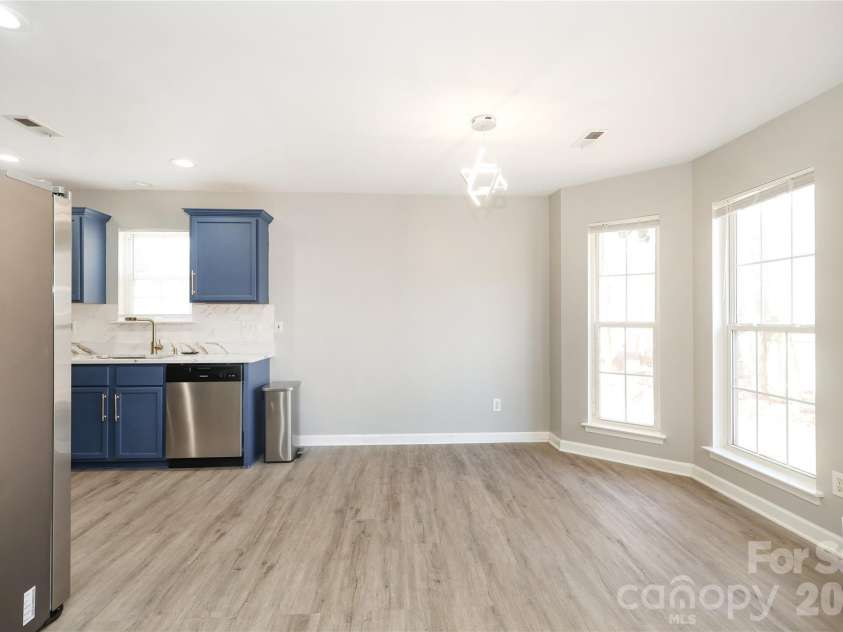 7200 Petal Court, Charlotte, NC 28227.  MLS# CAR4355720, YatesRealty ID 4897. 