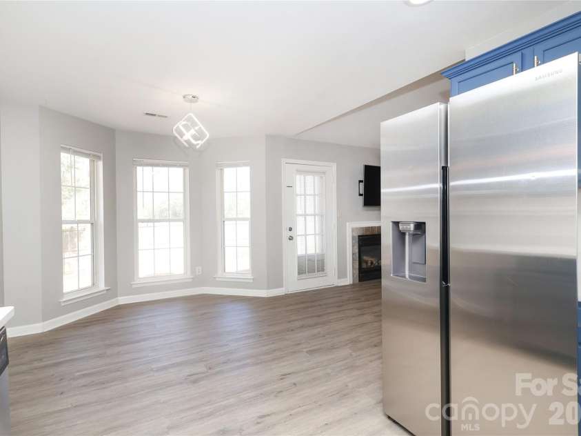 7200 Petal Court, Charlotte, NC 28227.  MLS# CAR4355720, YatesRealty ID 4897. 