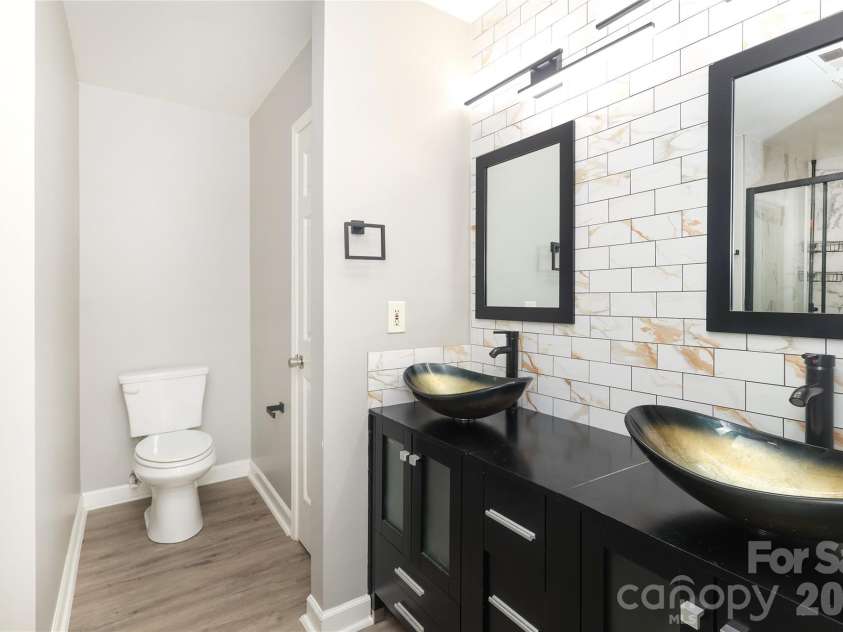 7200 Petal Court, Charlotte, NC 28227.  MLS# CAR4355720, YatesRealty ID 4897. 