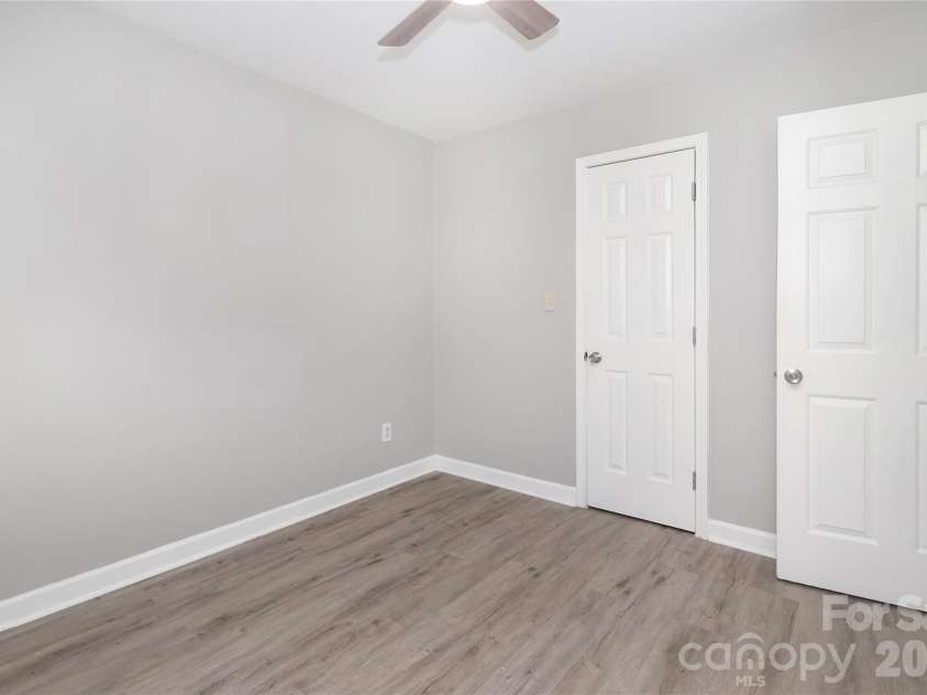 7200 Petal Court, Charlotte, NC 28227.  MLS# CAR4355720, YatesRealty ID 4897. 
