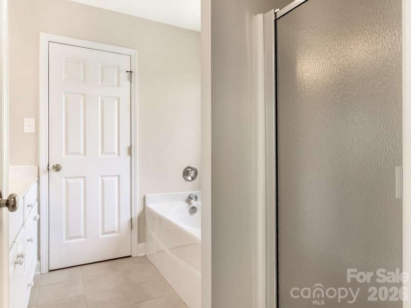 7000 Hemby Commons Parkway, Indian Trail, NC 28079.  MLS# CAR4421495, YatesRealty ID 48971. Additional view of primary bath