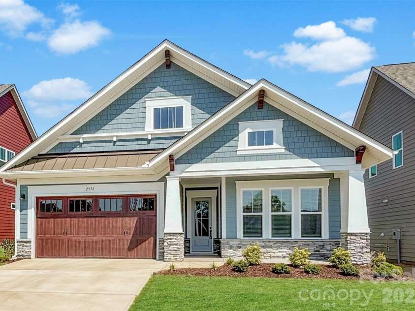 2976 Alveston Drive, Concord, NC 28027.  MLS# CAR4421875, YatesRealty ID 48973. 