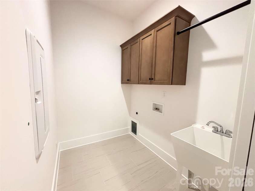 2976 Alveston Drive, Concord, NC 28027.  MLS# CAR4421875, YatesRealty ID 48973. 
