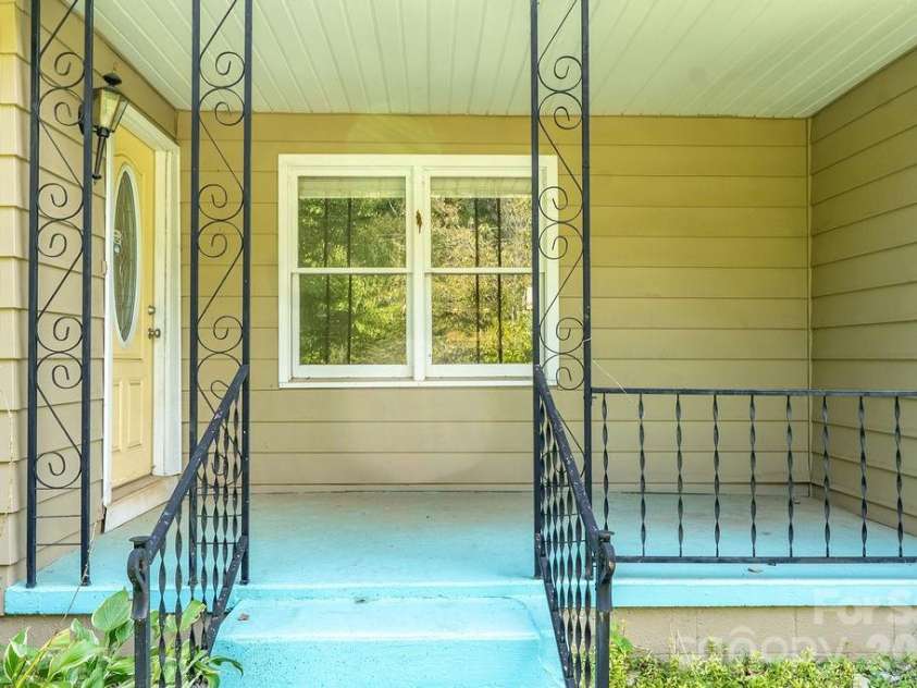 8095 Henry Harris Road, Indian Land, SC 29707.  MLS# CAR4421890, YatesRealty ID 48974. 