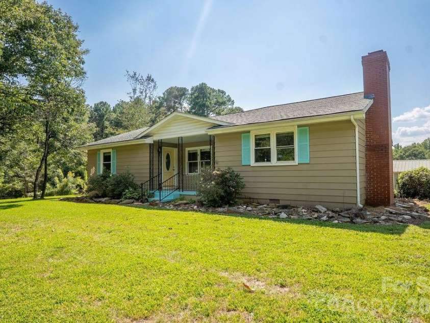 8095 Henry Harris Road, Indian Land, SC 29707.  MLS# CAR4421890, YatesRealty ID 48974. 