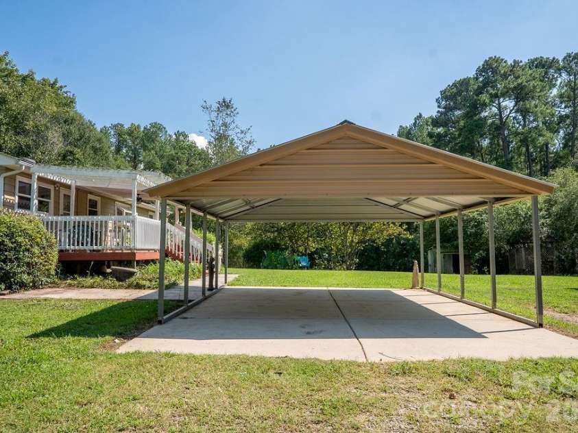 8095 Henry Harris Road, Indian Land, SC 29707.  MLS# CAR4421890, YatesRealty ID 48974. 
