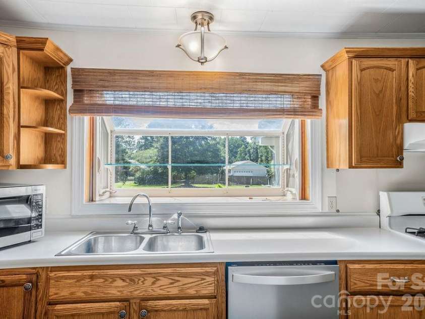 8095 Henry Harris Road, Indian Land, SC 29707.  MLS# CAR4421890, YatesRealty ID 48974. 