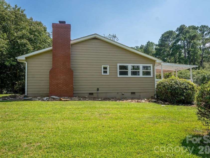 8095 Henry Harris Road, Indian Land, SC 29707.  MLS# CAR4421890, YatesRealty ID 48974. 