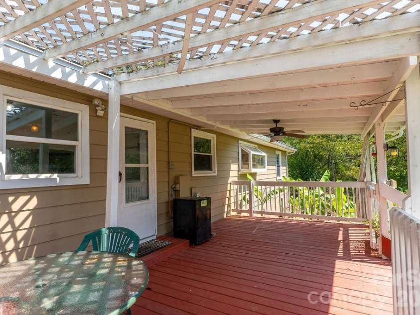 8095 Henry Harris Road, Indian Land, SC 29707.  MLS# CAR4421890, YatesRealty ID 48974. 