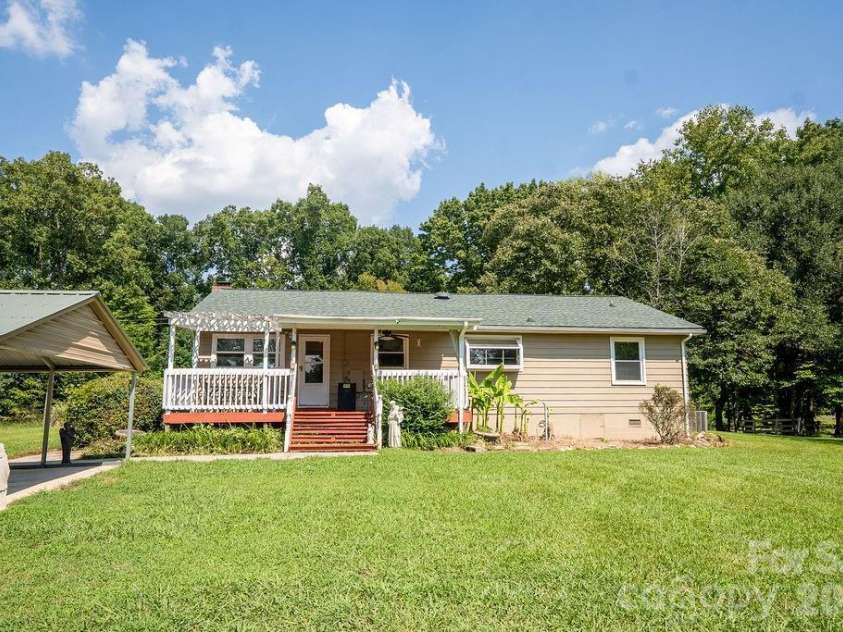 8095 Henry Harris Road, Indian Land, SC 29707.  MLS# CAR4421890, YatesRealty ID 48974. 