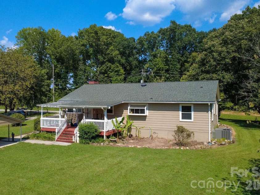 8095 Henry Harris Road, Indian Land, SC 29707.  MLS# CAR4421890, YatesRealty ID 48974. 
