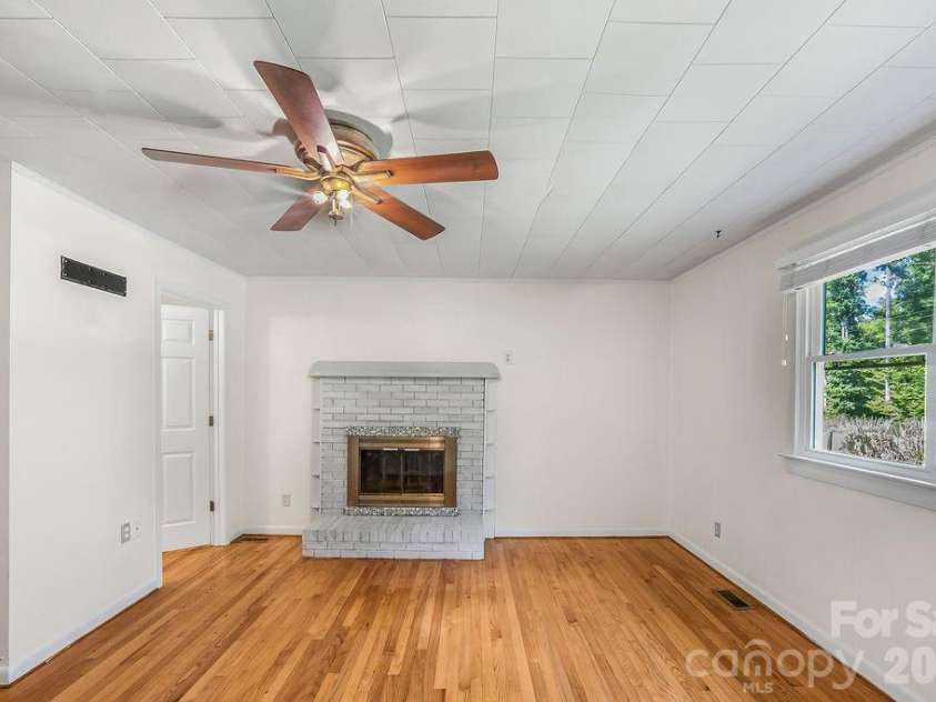 8095 Henry Harris Road, Indian Land, SC 29707.  MLS# CAR4421890, YatesRealty ID 48974. 