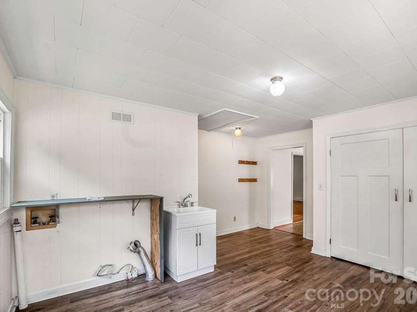8095 Henry Harris Road, Indian Land, SC 29707.  MLS# CAR4421890, YatesRealty ID 48974. 