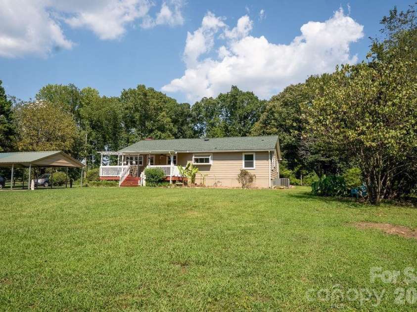 8095 Henry Harris Road, Indian Land, SC 29707.  MLS# CAR4421890, YatesRealty ID 48974. 