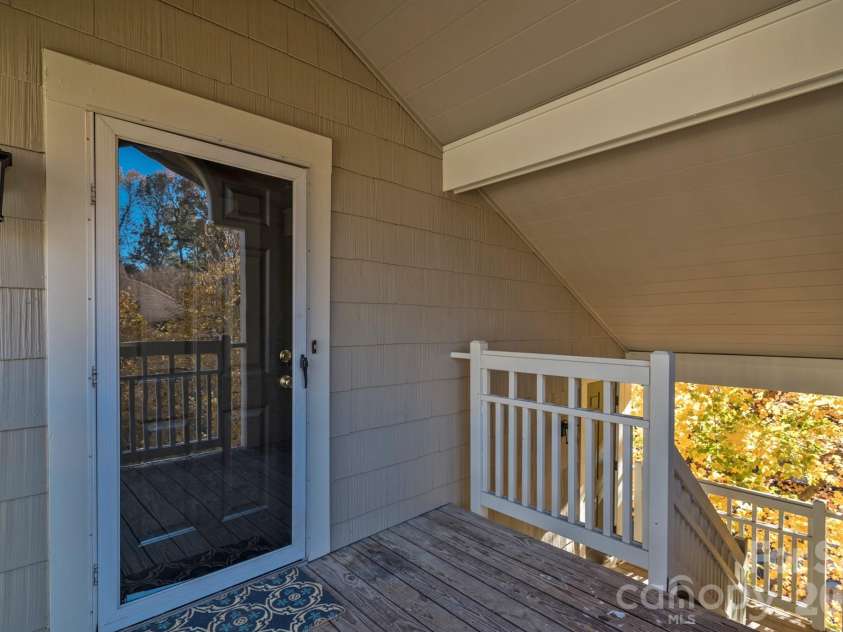 5001 Sharon Road, Charlotte, NC 28210.  MLS# CAR4420767, YatesRealty ID 48975. 