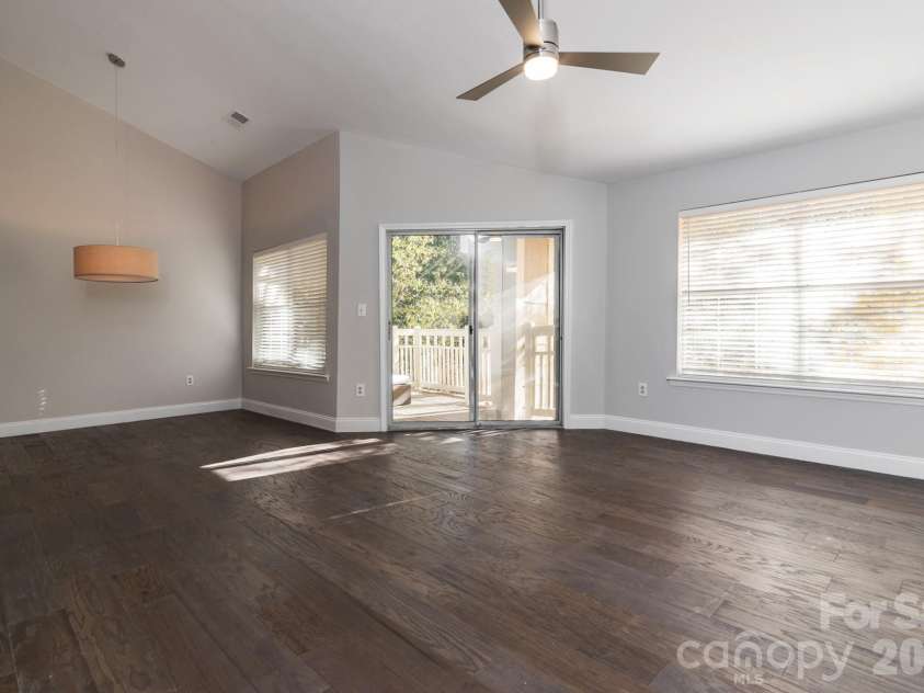 5001 Sharon Road, Charlotte, NC 28210.  MLS# CAR4420767, YatesRealty ID 48975. 