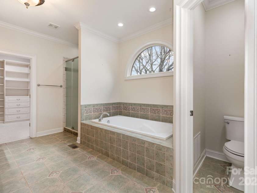3646 Hogan Court, Conover, NC 28613.  MLS# CAR4321487, YatesRealty ID 4898. 