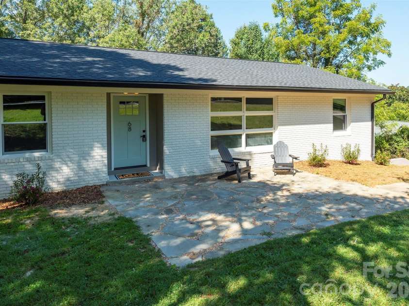 68 Sun Valley Drive, Alexander, NC 28701.  MLS# CAR4421813, YatesRealty ID 48982. 