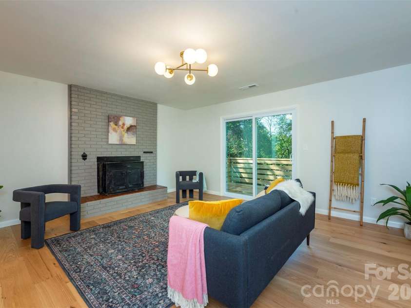 68 Sun Valley Drive, Alexander, NC 28701.  MLS# CAR4421813, YatesRealty ID 48982. 