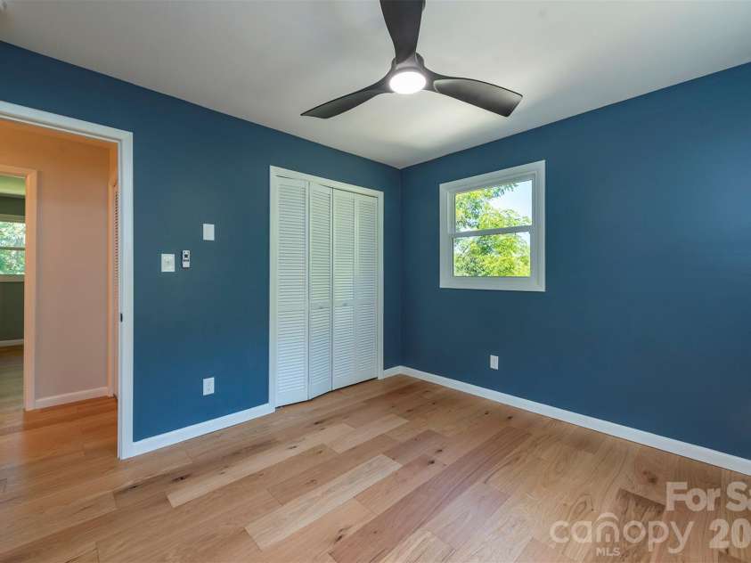 68 Sun Valley Drive, Alexander, NC 28701.  MLS# CAR4421813, YatesRealty ID 48982. 
