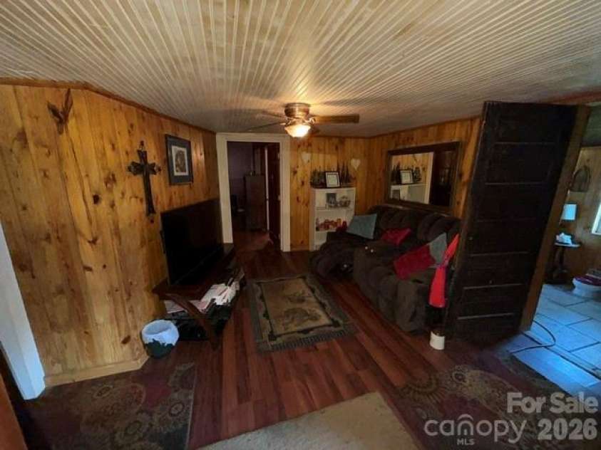 3205 Oran Yount Lane, Granite Falls, NC 28630.  MLS# CAR4421889, YatesRealty ID 48984. 