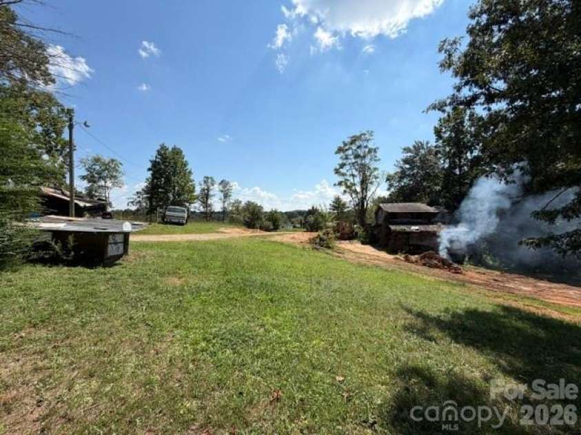 3205 Oran Yount Lane, Granite Falls, NC 28630.  MLS# CAR4421889, YatesRealty ID 48984. 