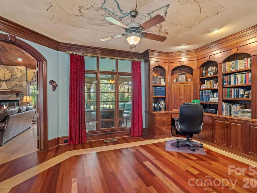 18350 Invergordon Lane, Cornelius, NC 28031.  MLS# CAR4421803, YatesRealty ID 48989. 