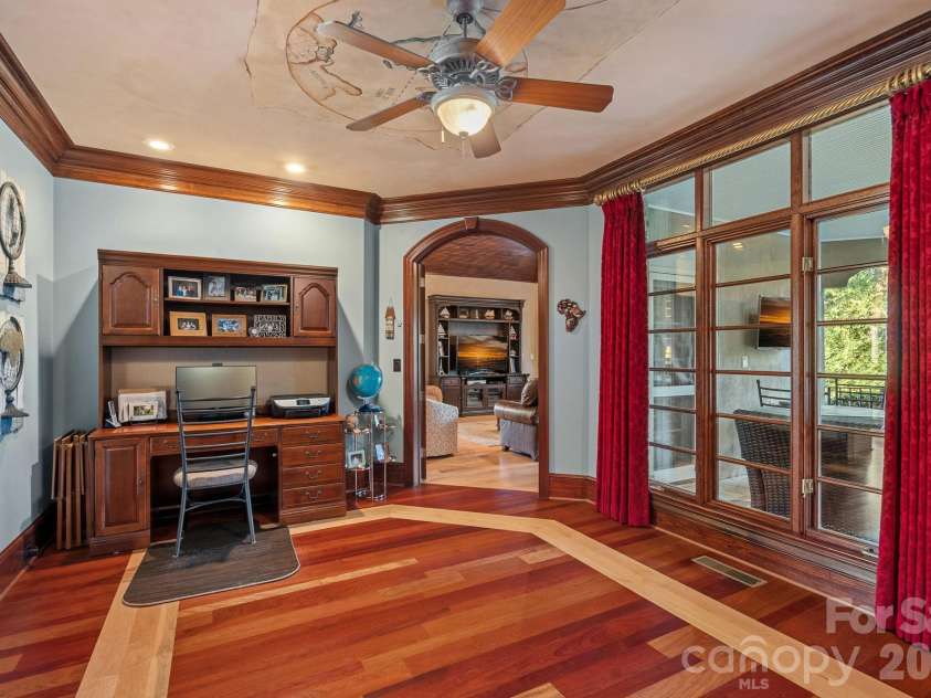 18350 Invergordon Lane, Cornelius, NC 28031.  MLS# CAR4421803, YatesRealty ID 48989. 
