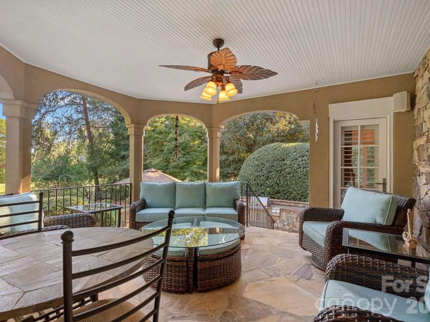 18350 Invergordon Lane, Cornelius, NC 28031.  MLS# CAR4421803, YatesRealty ID 48989. 