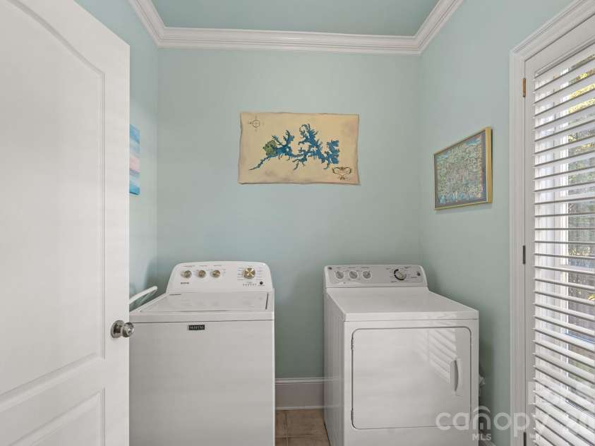 18350 Invergordon Lane, Cornelius, NC 28031.  MLS# CAR4421803, YatesRealty ID 48989. 