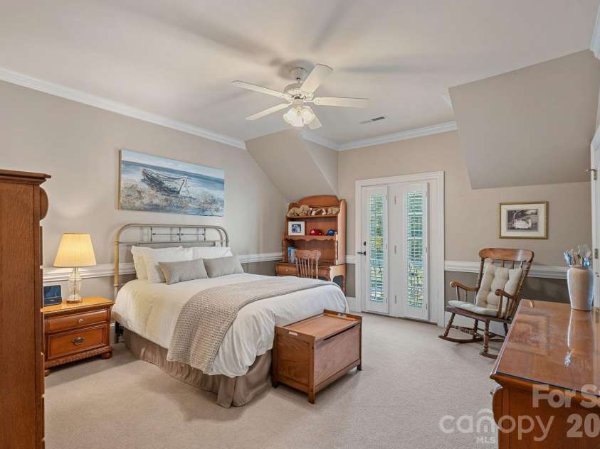 18350 Invergordon Lane, Cornelius, NC 28031.  MLS# CAR4421803, YatesRealty ID 48989. 