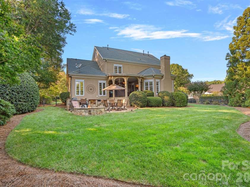 18350 Invergordon Lane, Cornelius, NC 28031.  MLS# CAR4421803, YatesRealty ID 48989. 