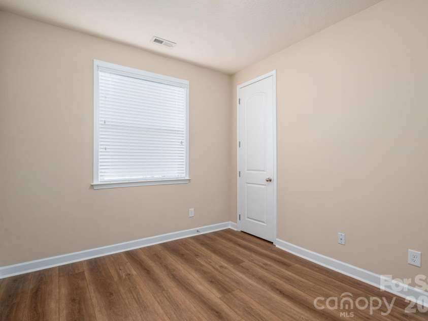 104 Barley Court, Mount Holly, NC 28120.  MLS# CAR4334232, YatesRealty ID 4899. 