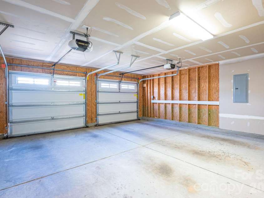 104 Barley Court, Mount Holly, NC 28120.  MLS# CAR4334232, YatesRealty ID 4899. 